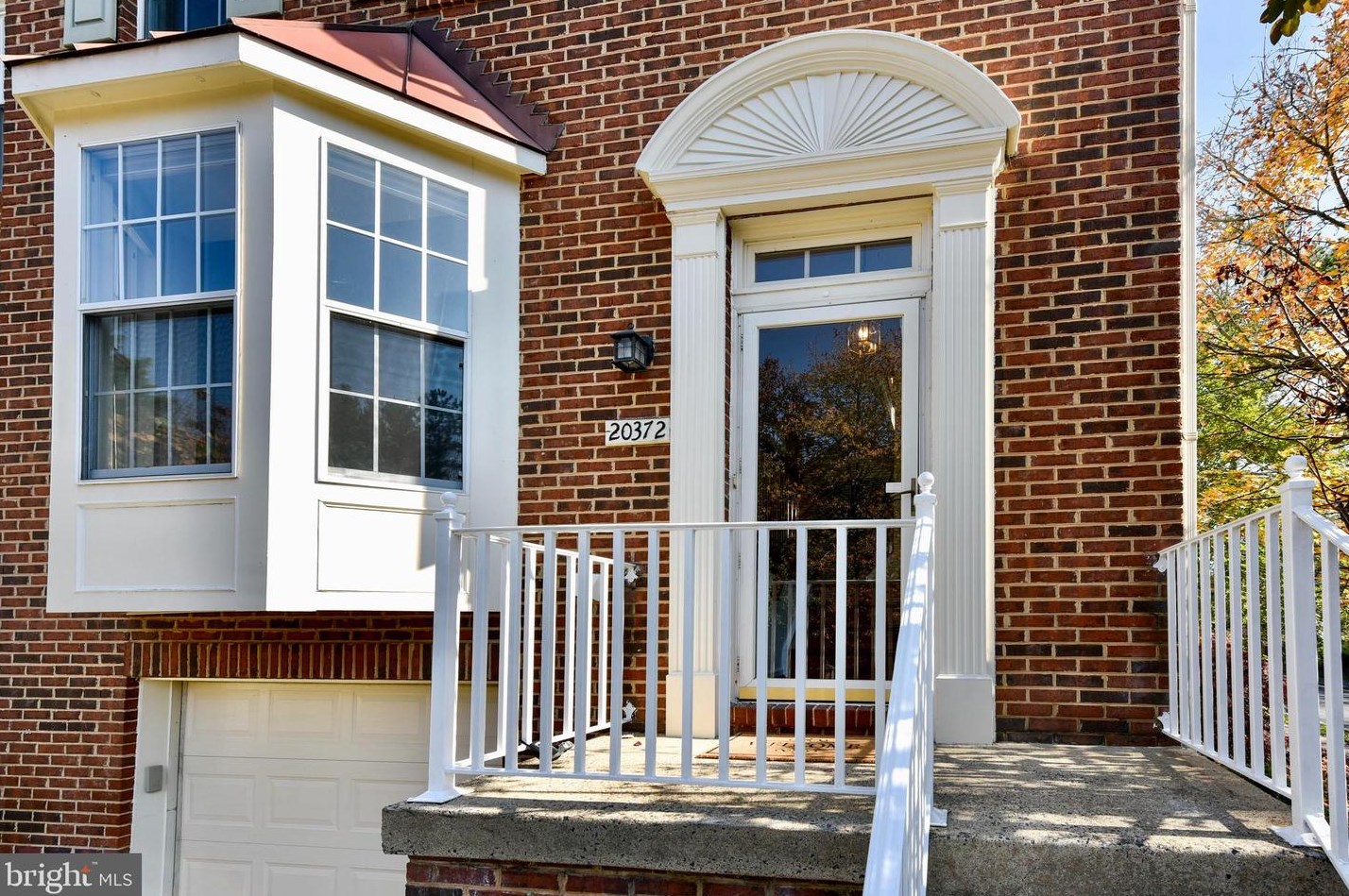 20372 Burnley Sq, Dulles VA  20165-6458 exterior