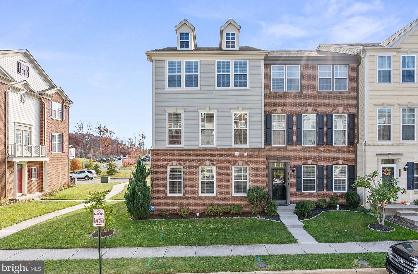 335 Pink Azalea Terrace Se, Leesburg, VA 20175