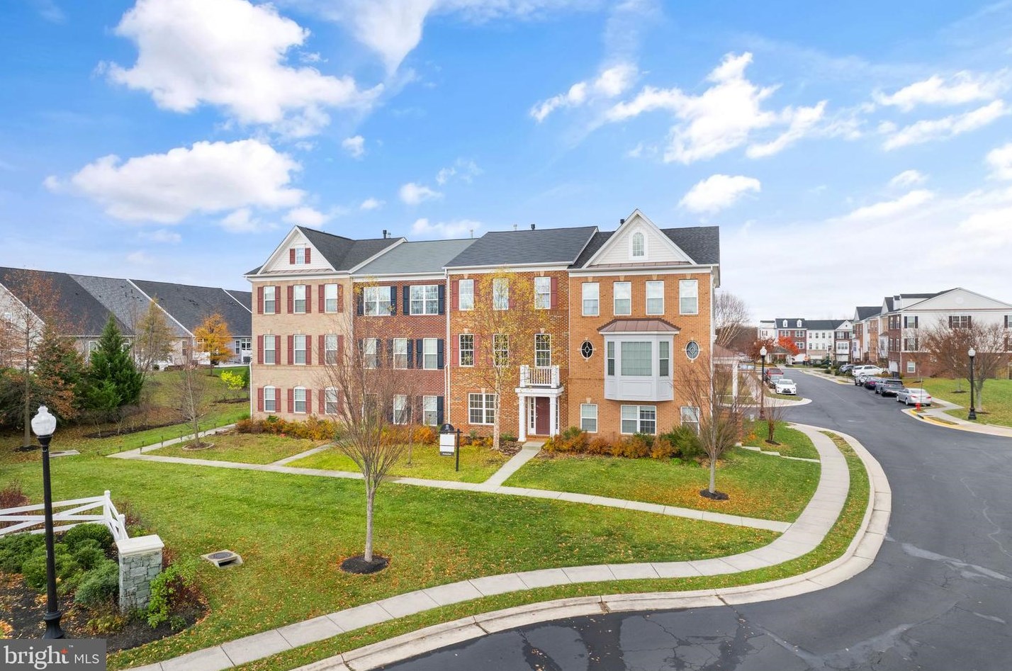 25067 Croxley Green Square, Stone Ridge, VA 20105