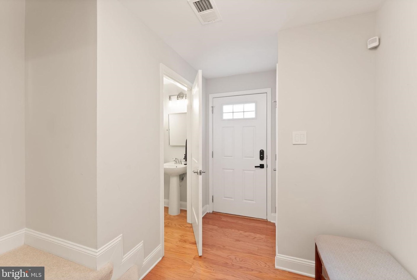 45940 Grammercy Ter, Dulles VA  20166-7806 exterior
