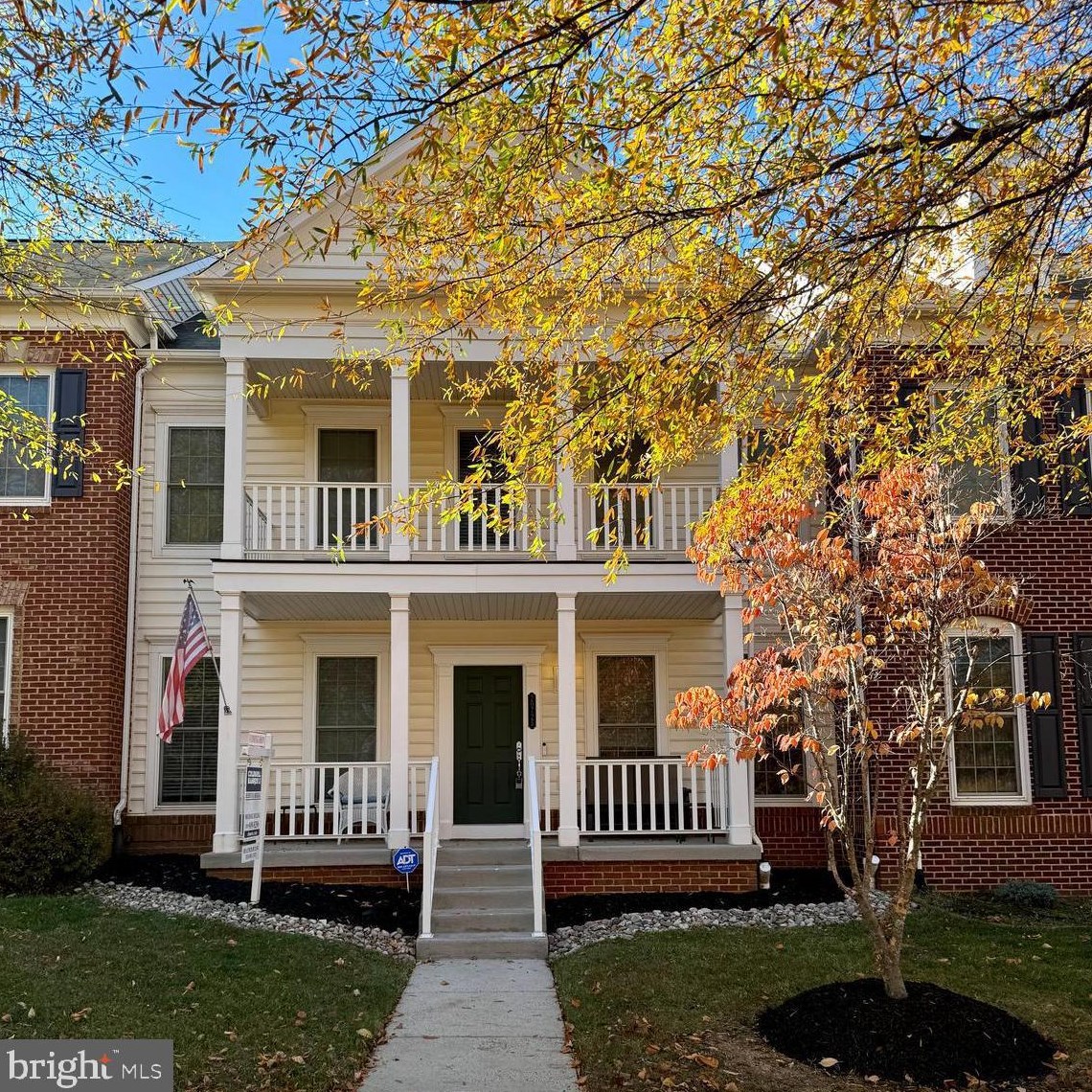 20725 Red Cedar Dr, Leesburg, VA 20175