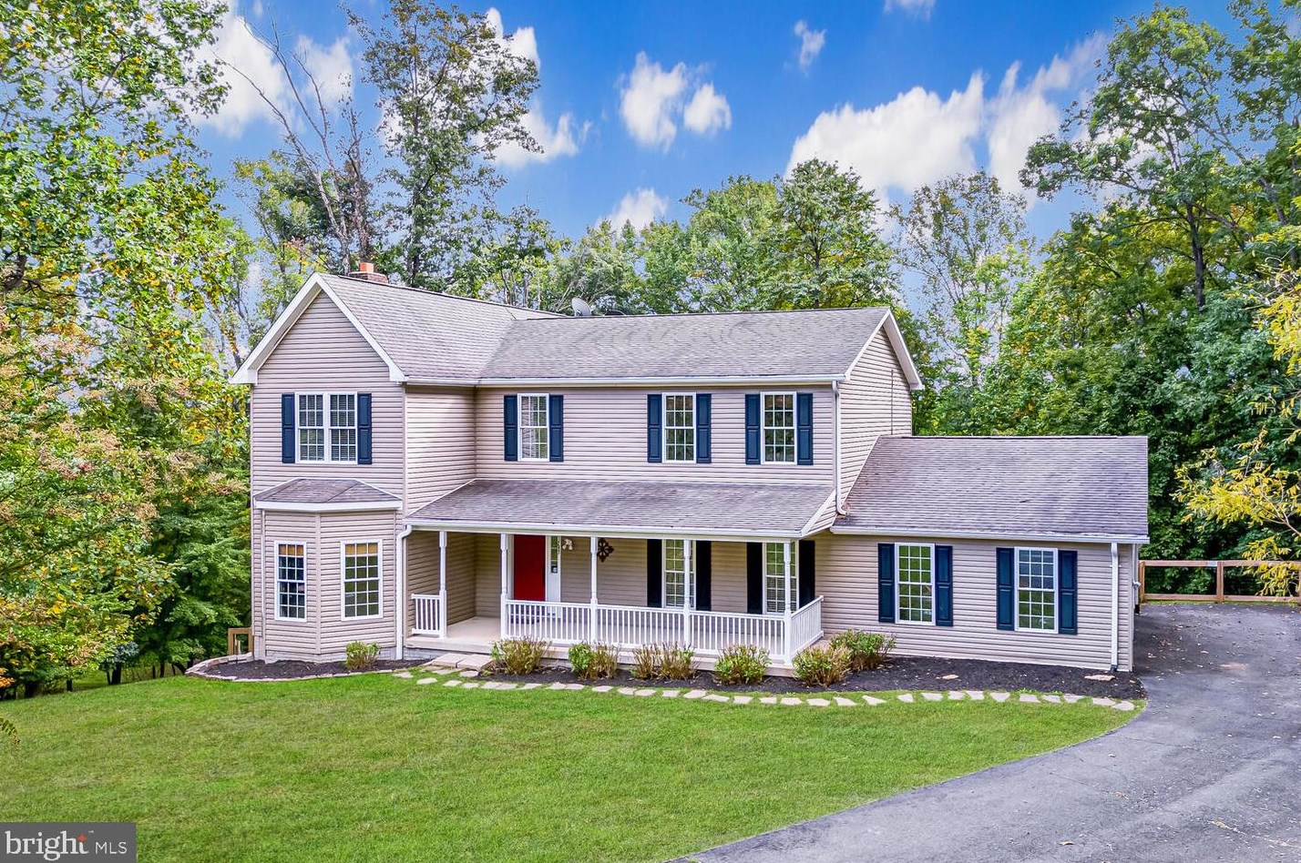 41743 Stumptown Rd, Leesburg, VA 20176