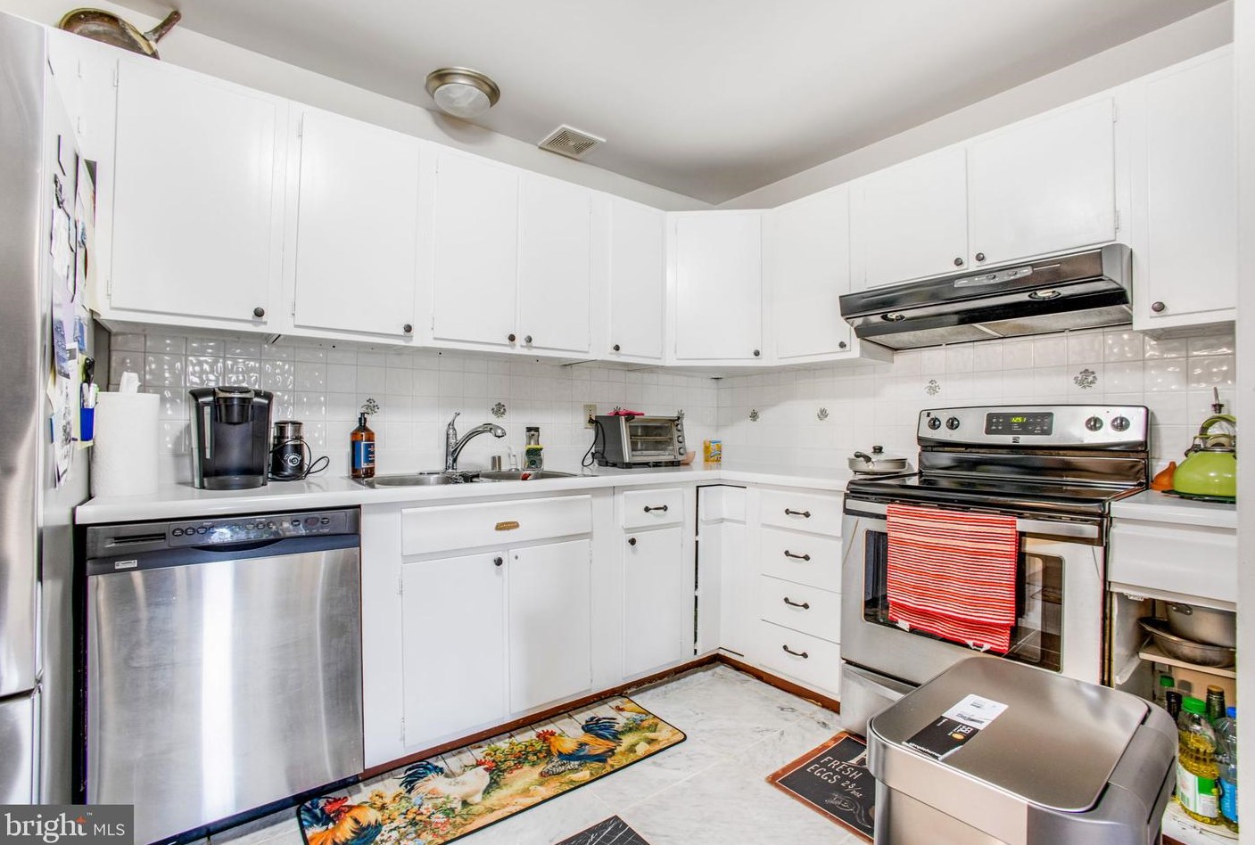 1802 Craig St, Dulles VA  20164-3533 exterior