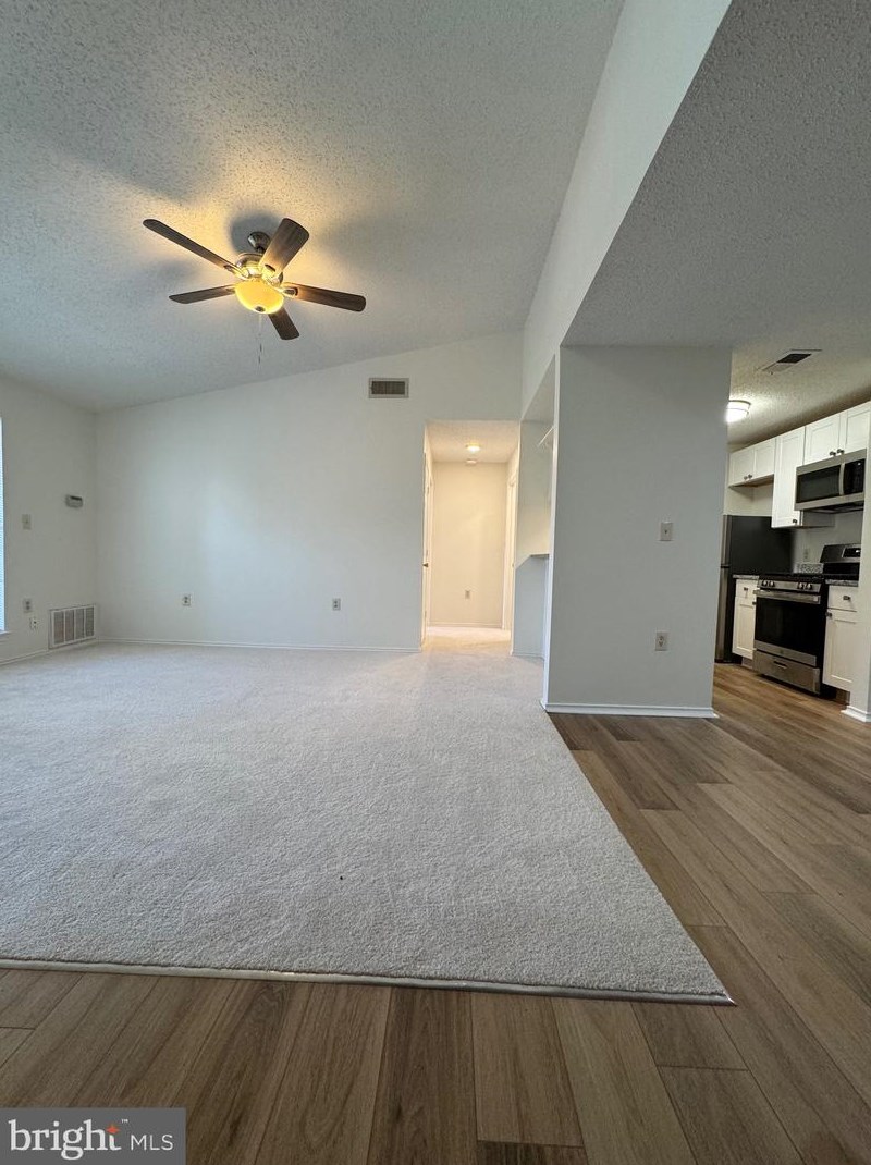 20952 Timber Ridge Ter #301, Ashburn, VA 20147