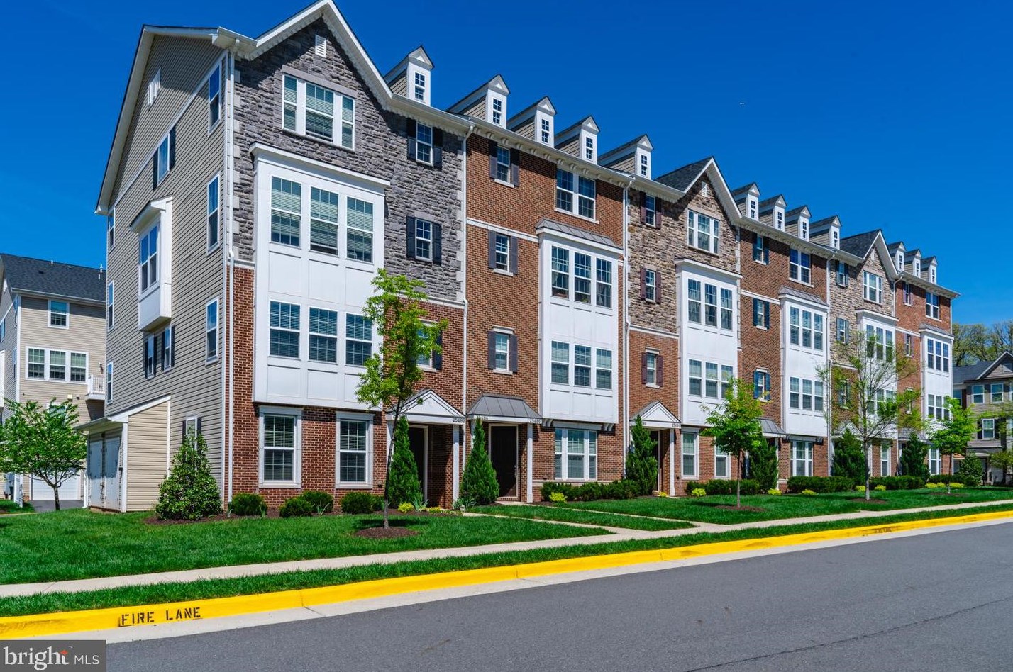 25480 Casale Terrace, Fairfax, VA 20152