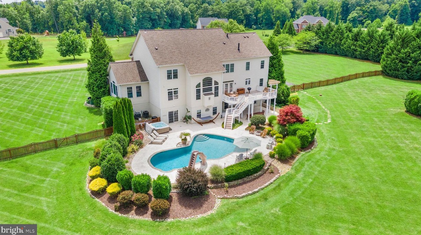42064 Panorama Pl, Leesburg, VA 20176