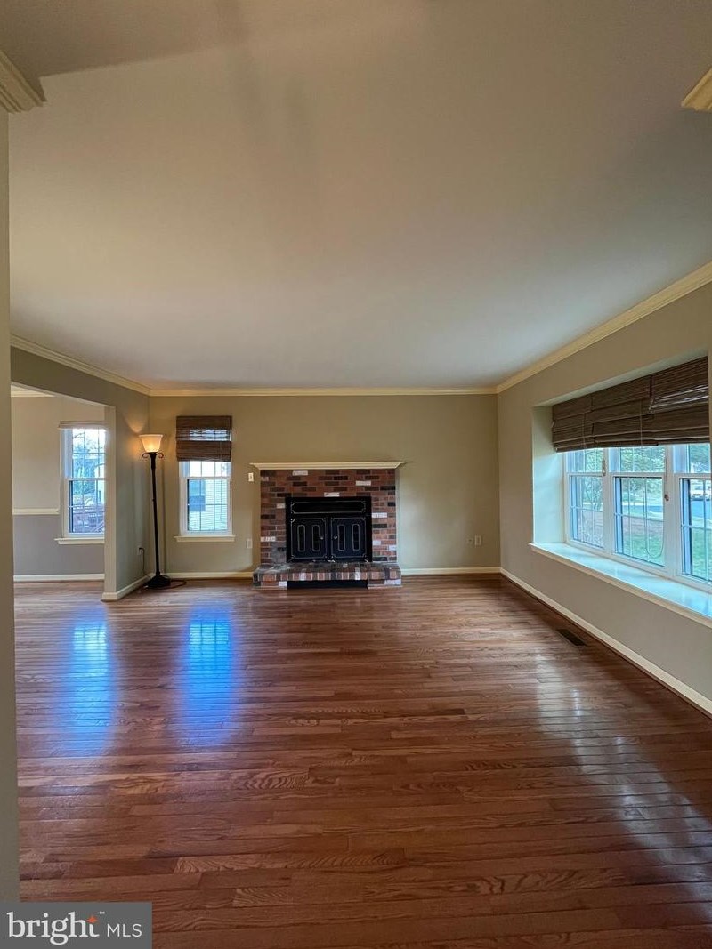 11 Vandercastel Rd, Dulles VA  20165-5622 exterior