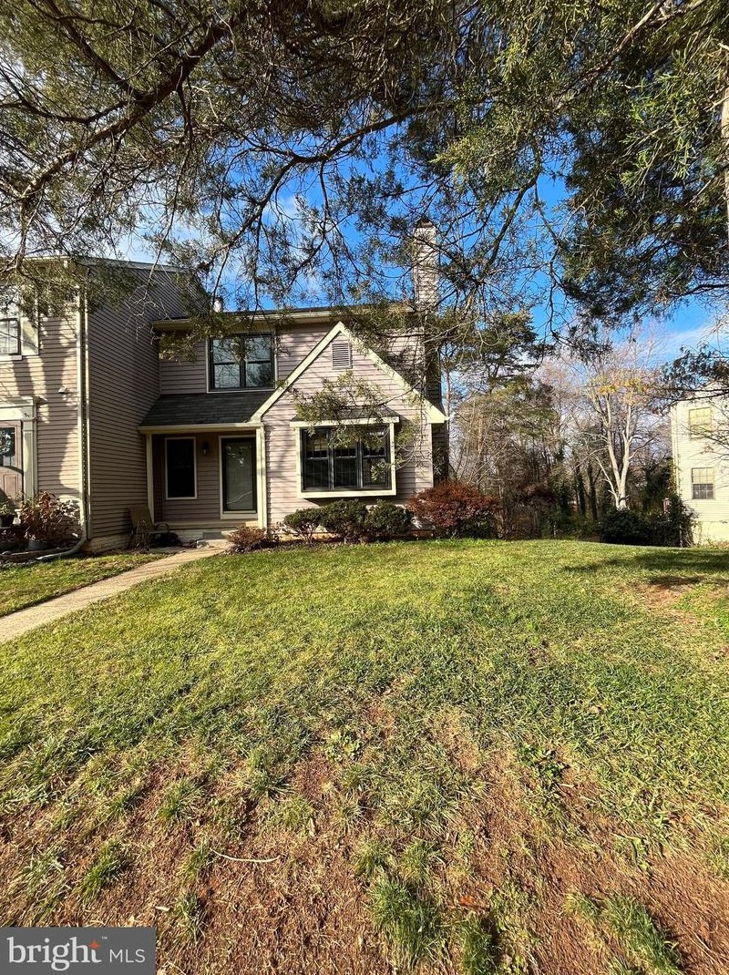 11 Vandercastel Rd, Dulles, VA 20165