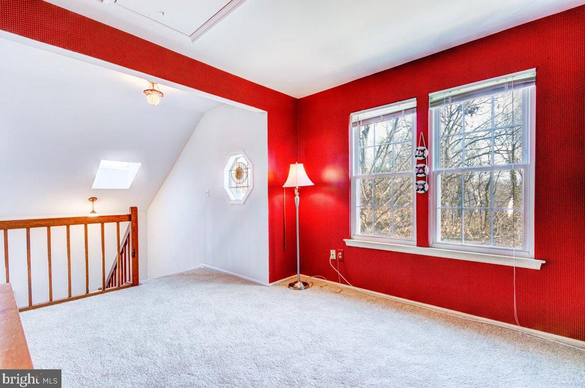 10 Lindenwood Ct, Dulles VA  20165-5643 exterior