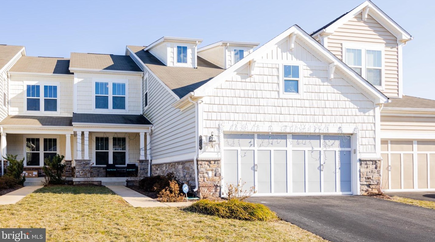 23554 Christina Ridge Sq, Ashburn, VA 20148