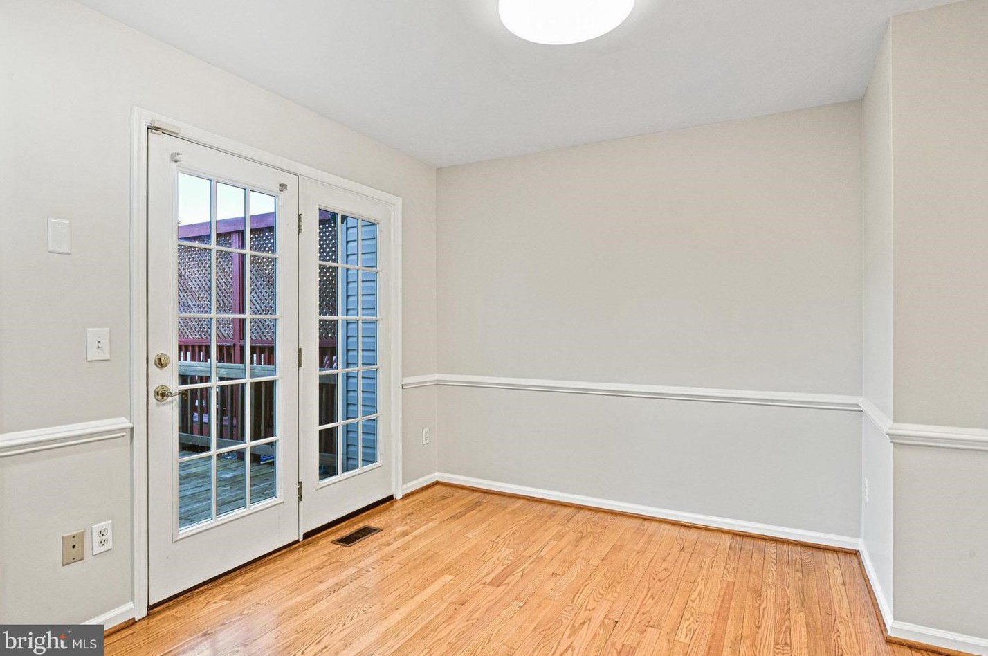 19896 Fieldgrass Sq, Ashburn VA  20147-2760 exterior