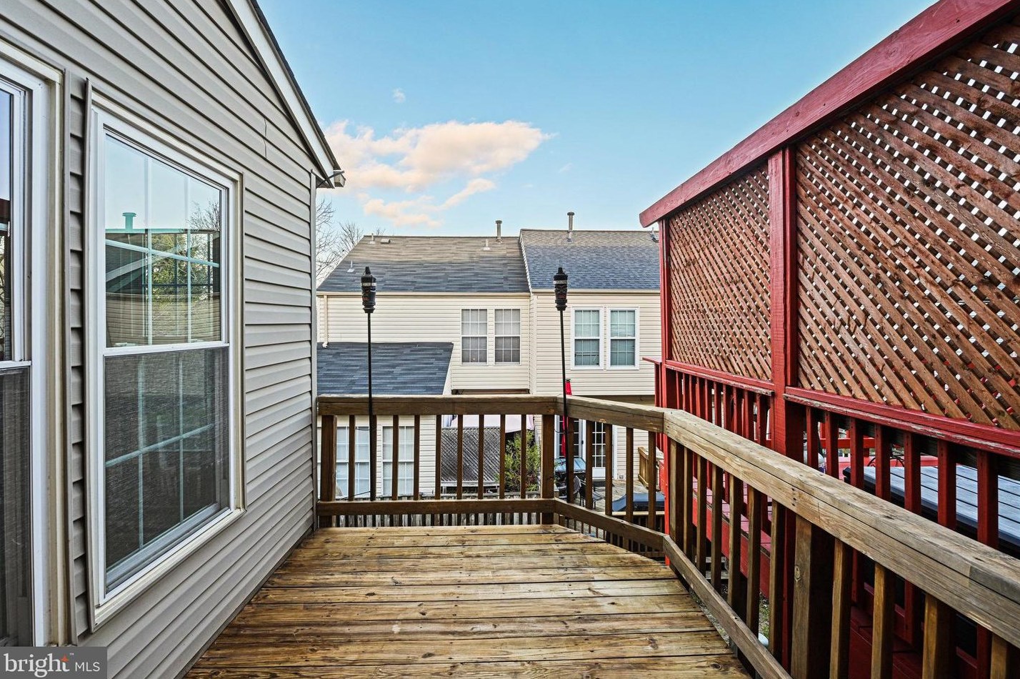 19896 Fieldgrass Sq, Ashburn VA  20147-2760 exterior