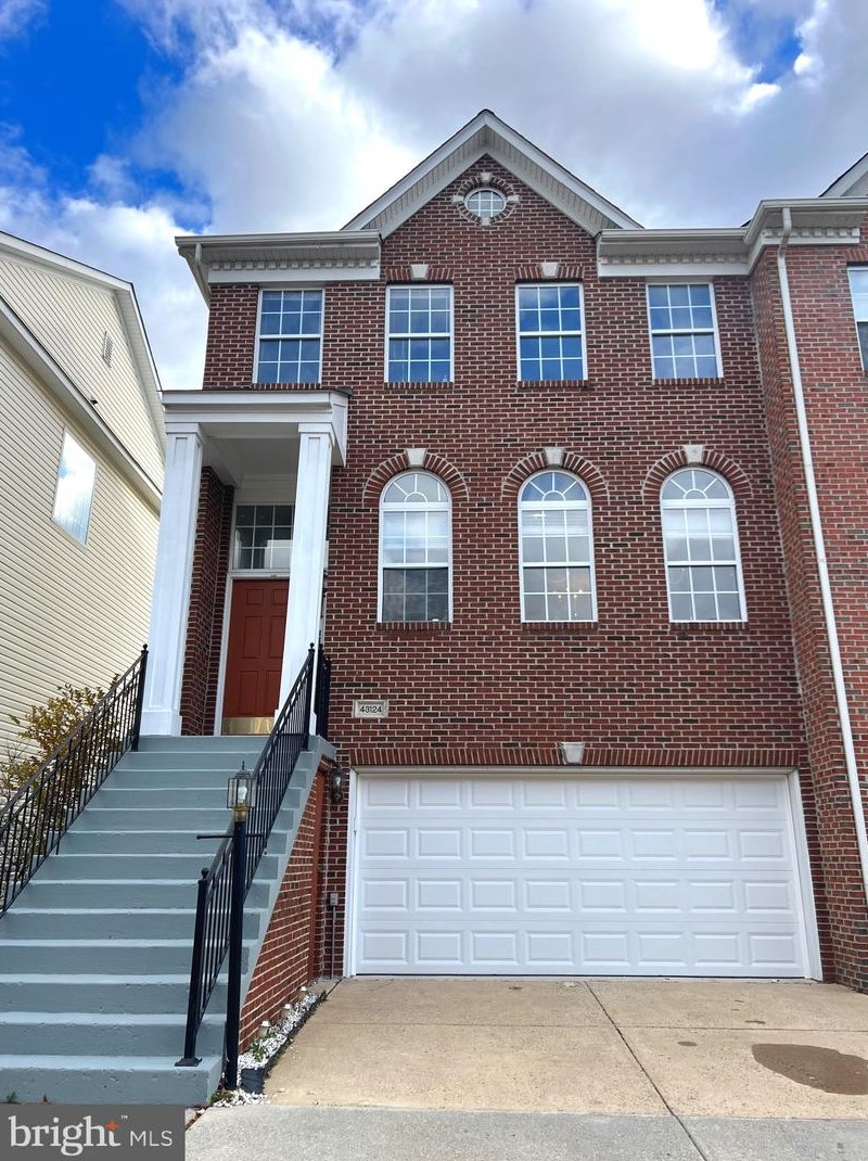 43124 Shadow Ter, Leesburg, VA 20176