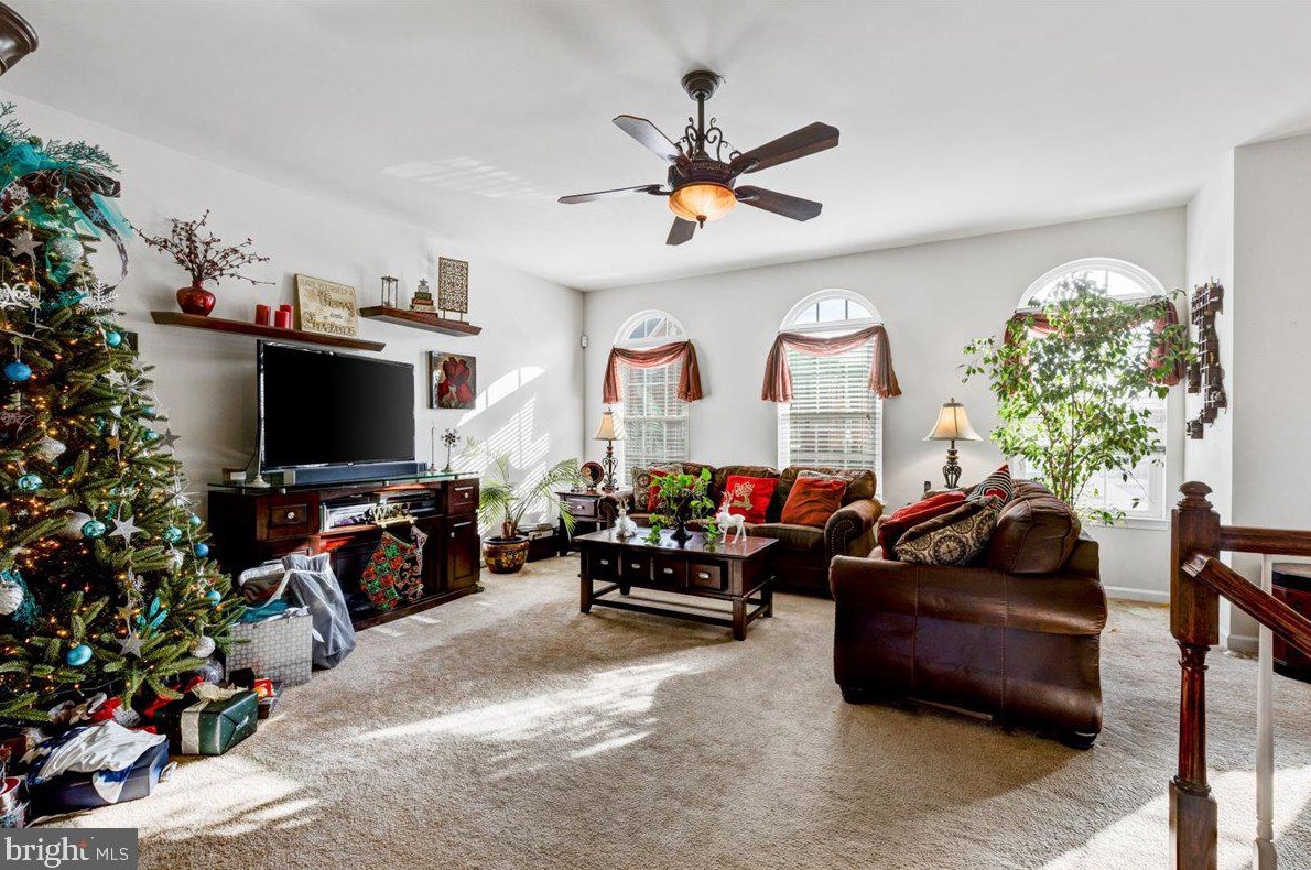 22939 Chinkapin Oak Terrace, Dulles, VA 20166