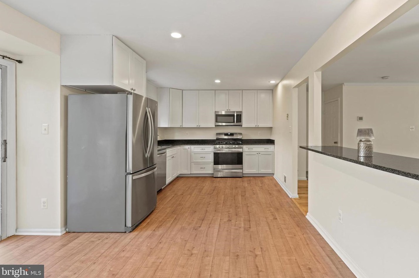 21109 Chandler Ct, Dulles VA  20164-6300 exterior