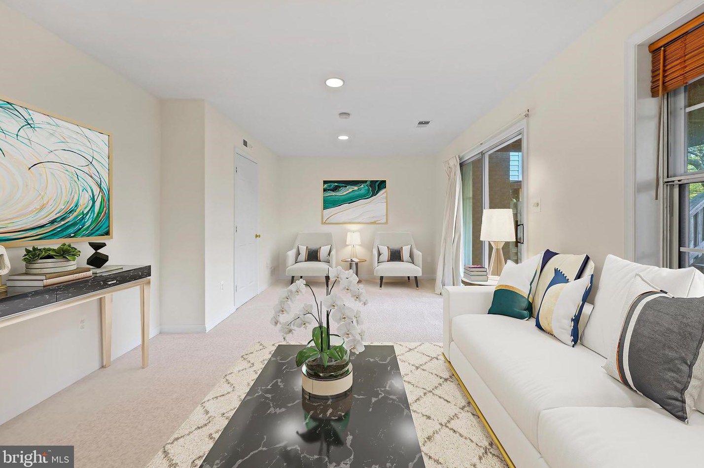 21109 Chandler Ct, Dulles VA  20164-6300 exterior