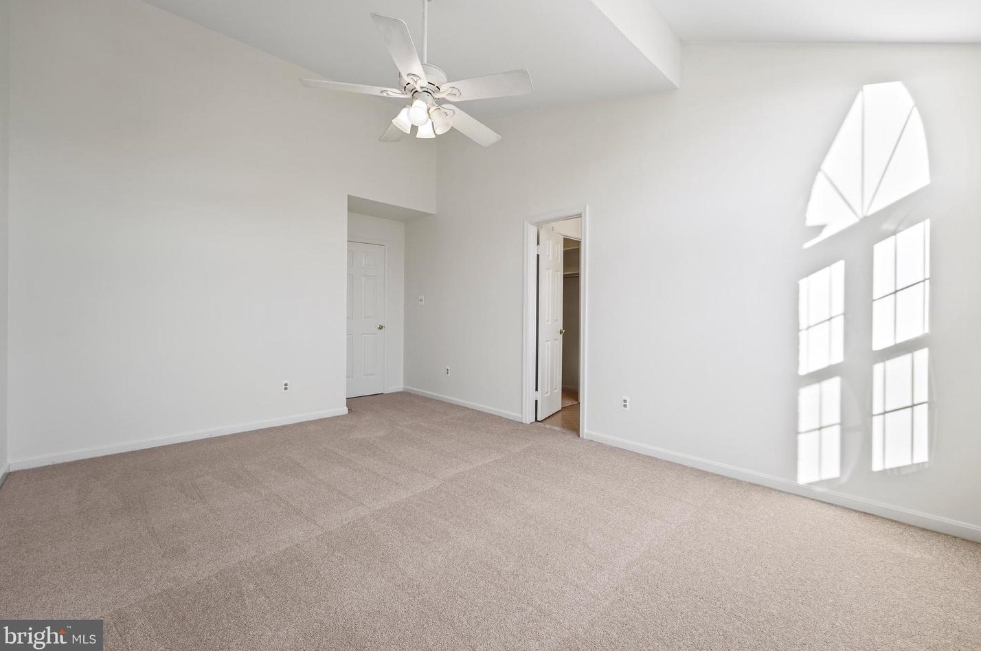 21109 Chandler Ct, Dulles VA  20164-6300 exterior