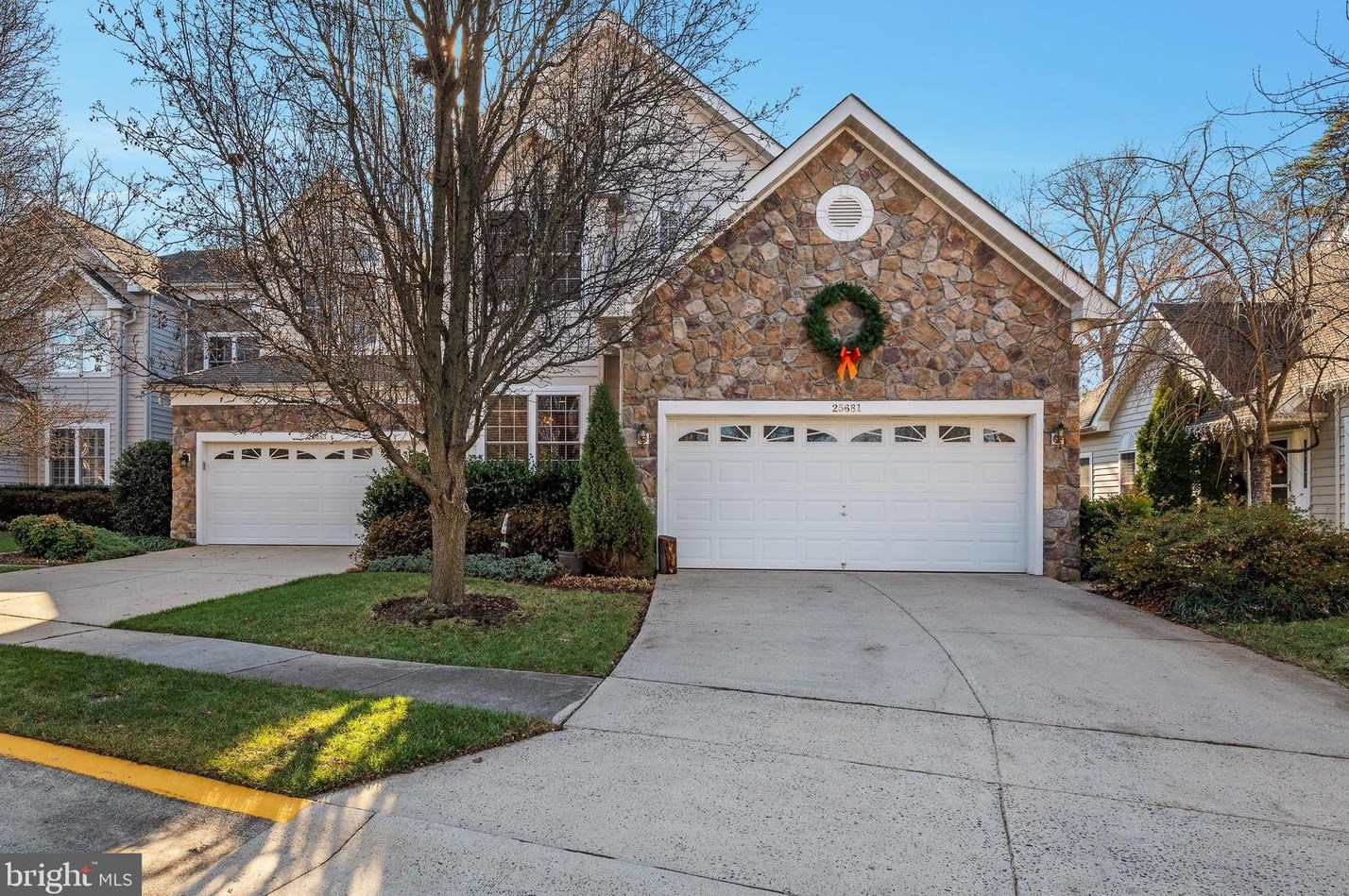 25681 Tremaine Ter, Fairfax, VA 20152-6303