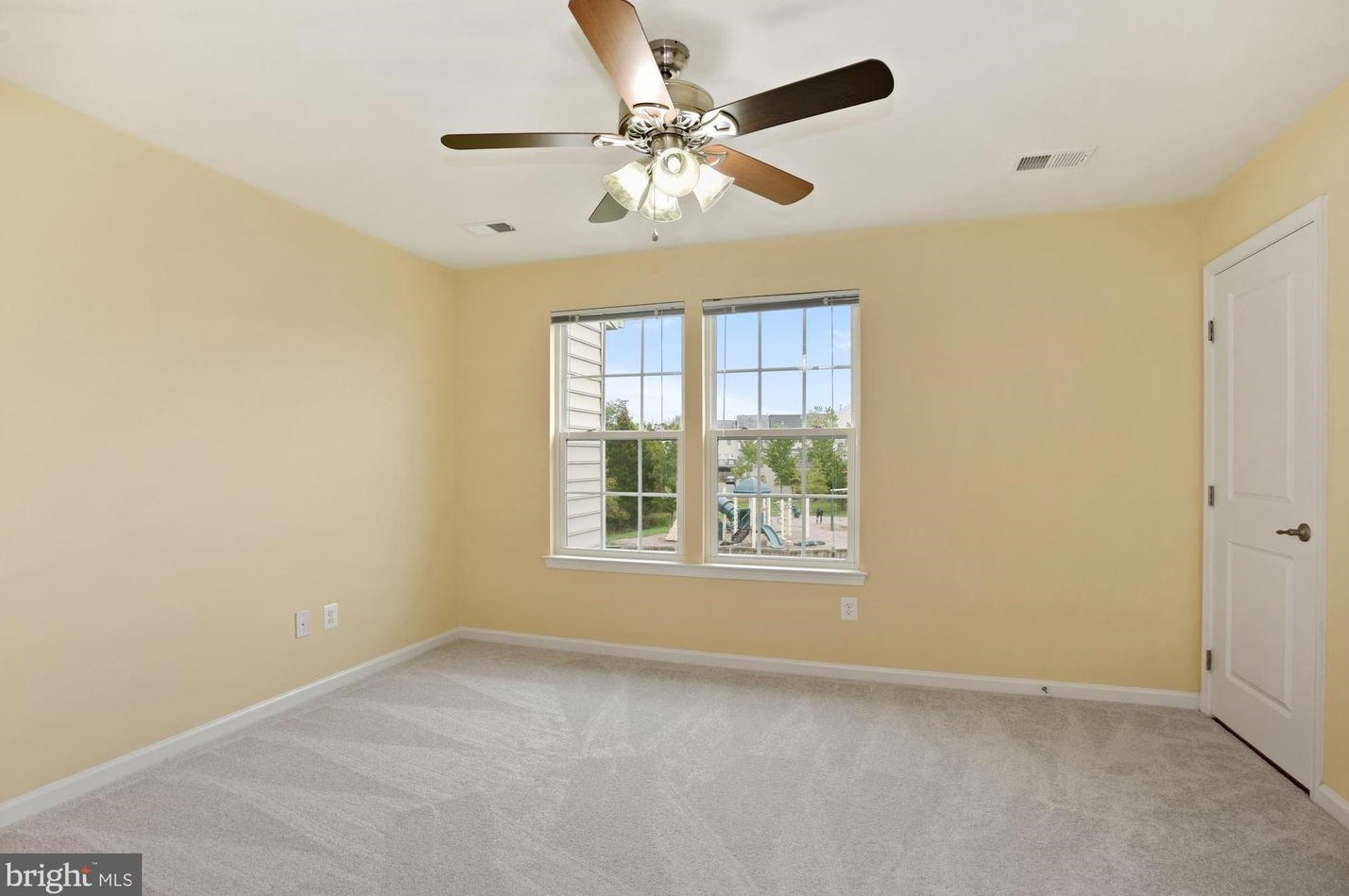 22874 Chestnut Oak Ter, Dulles VA  20166-4463 exterior