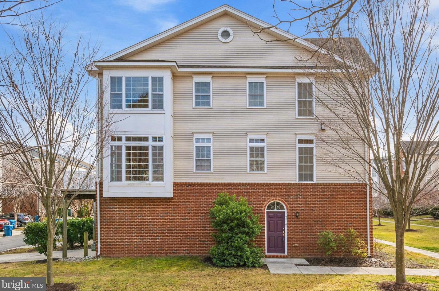 25101 Overlord Terrace, Fairfax, VA 20152