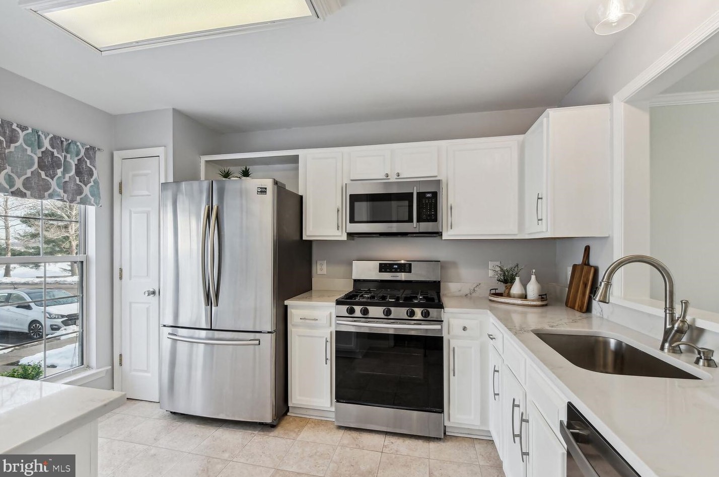 342 Stable View Terrace Ne, Leesburg, VA 20176
