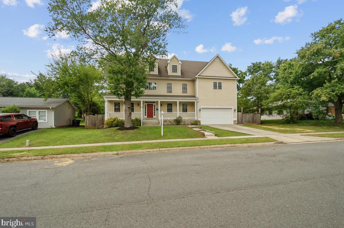705 W Maple Ave, Dulles, VA 20164
