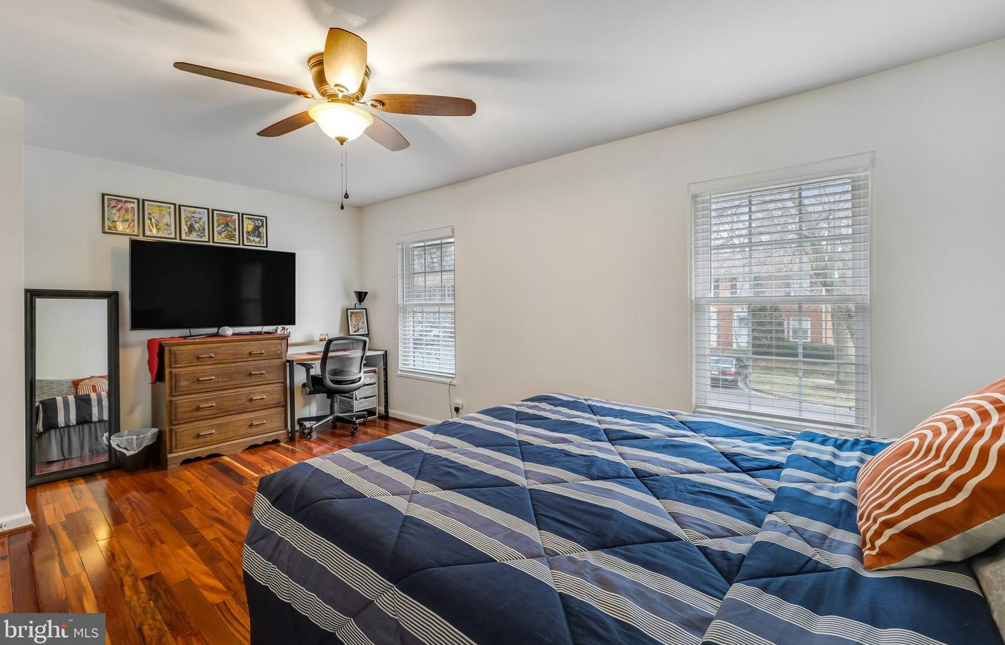 133 Baylor Dr, Dulles VA  20164-5434 exterior