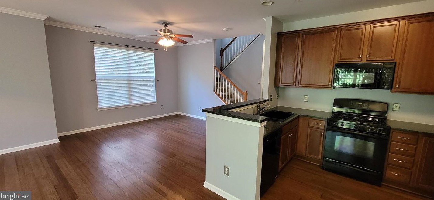 43840 Hickory Corner Ter #114, Ashburn, VA 20147