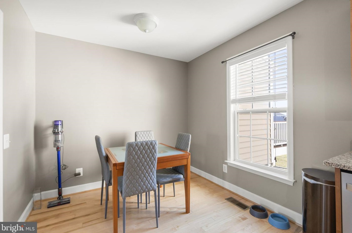 22277 Rampsbeck Ter, Ashburn VA  20148-4146 exterior