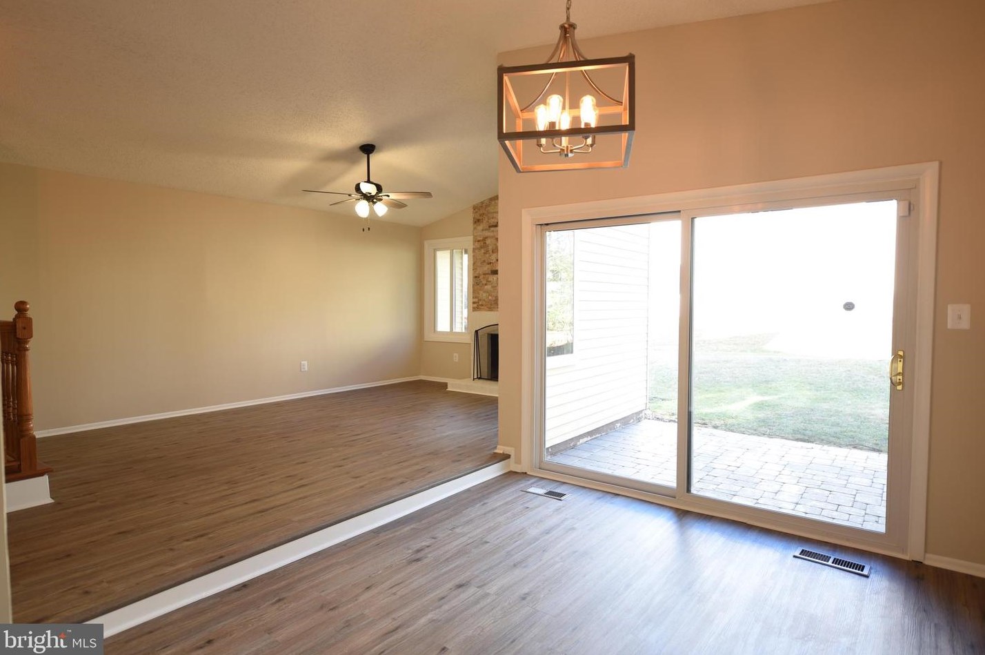 231 Penny Ln, Dulles VA  20164-1607 exterior