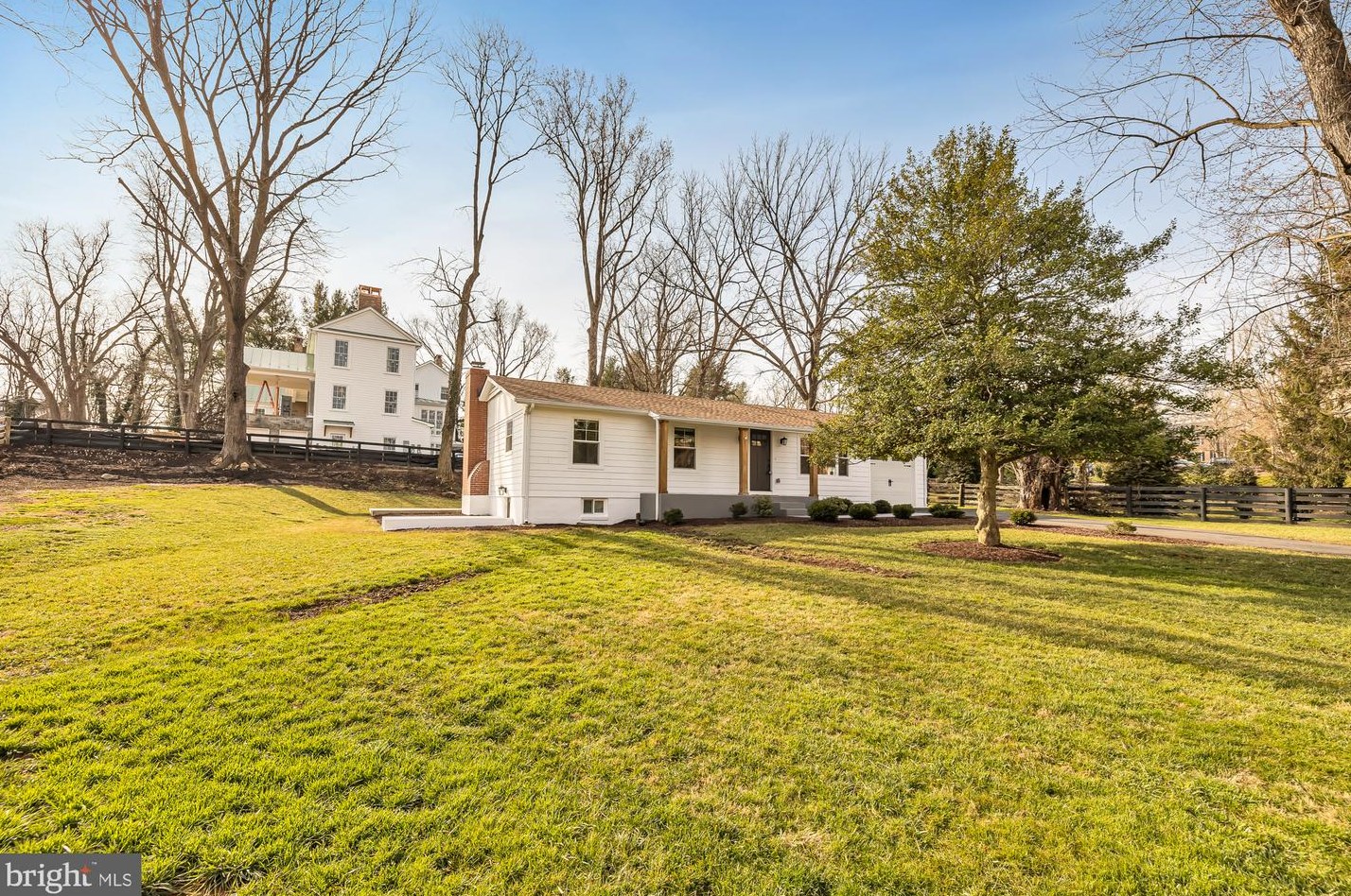 409 E Marshall Street E, Middleburg, VA 20117