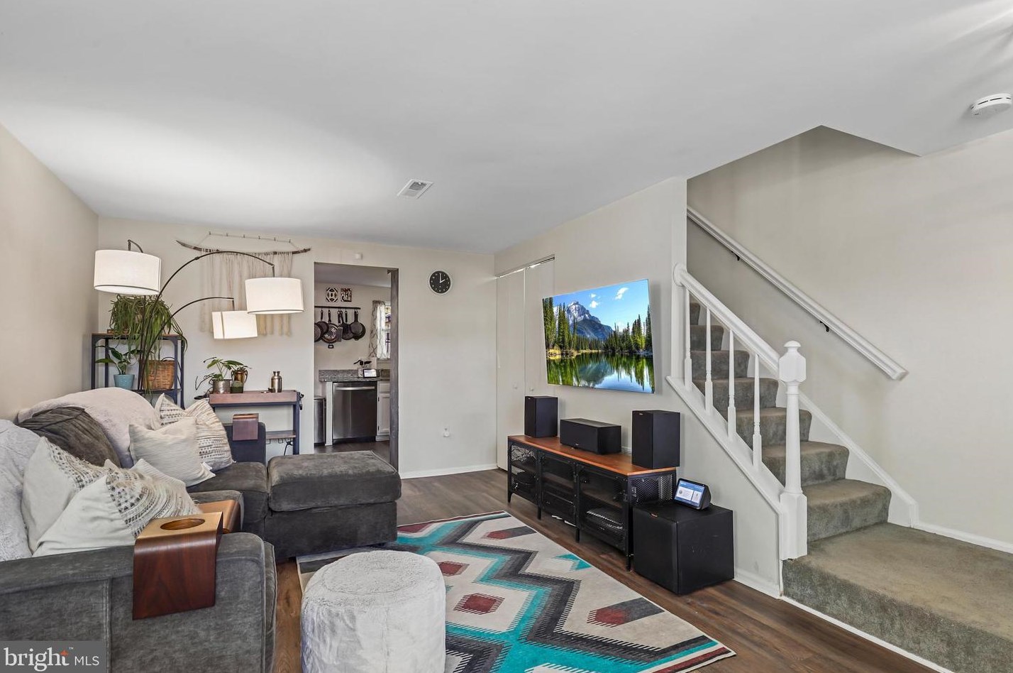 1 Bickel Ct, Dulles, VA 20165