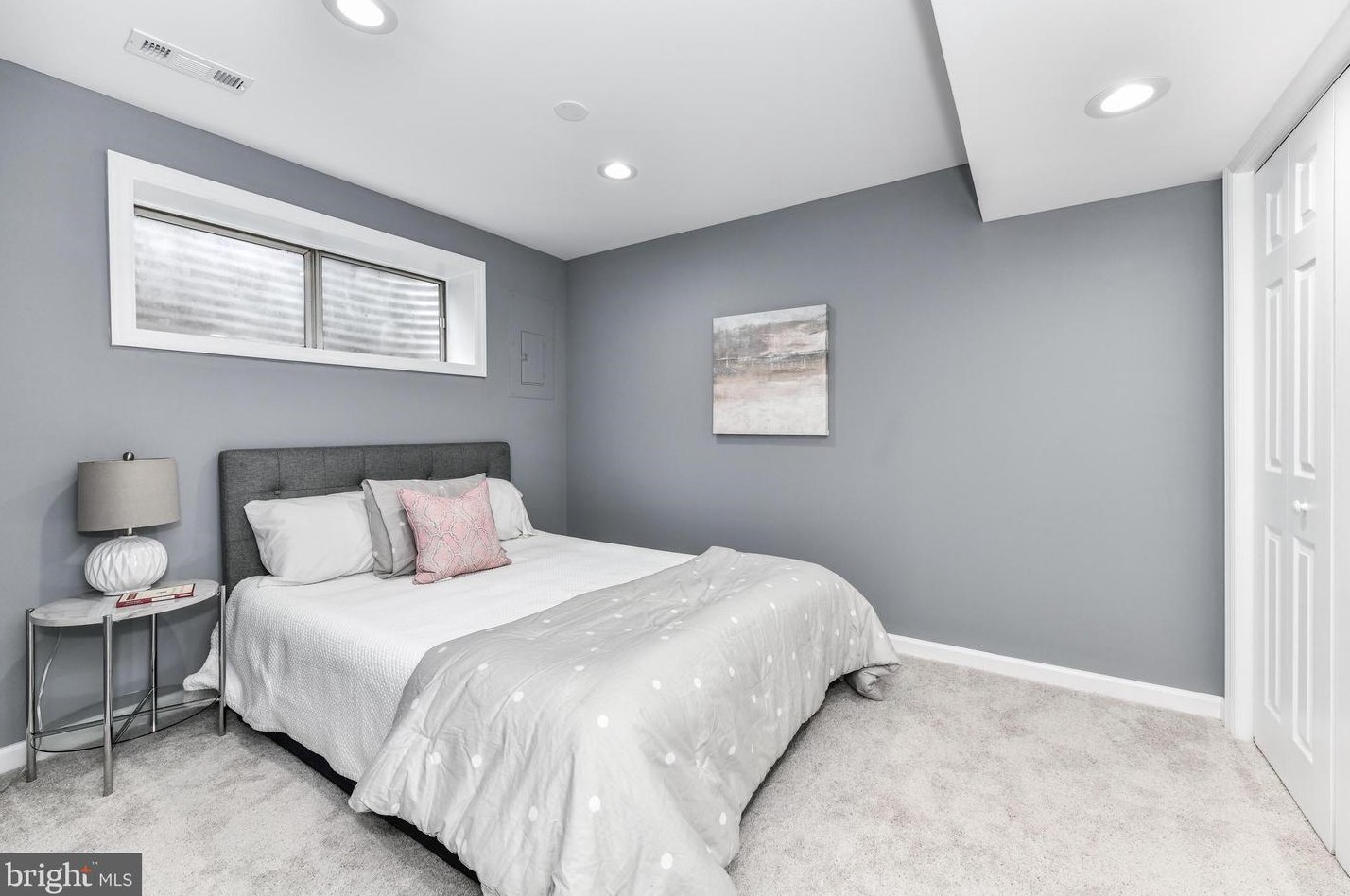 43 Bickel Ct, Sterling VA  20165-5727 exterior