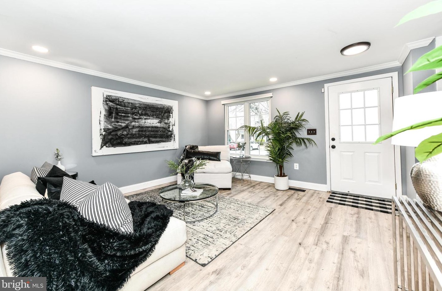 43 Bickel Ct, Sterling VA  20165-5727 exterior