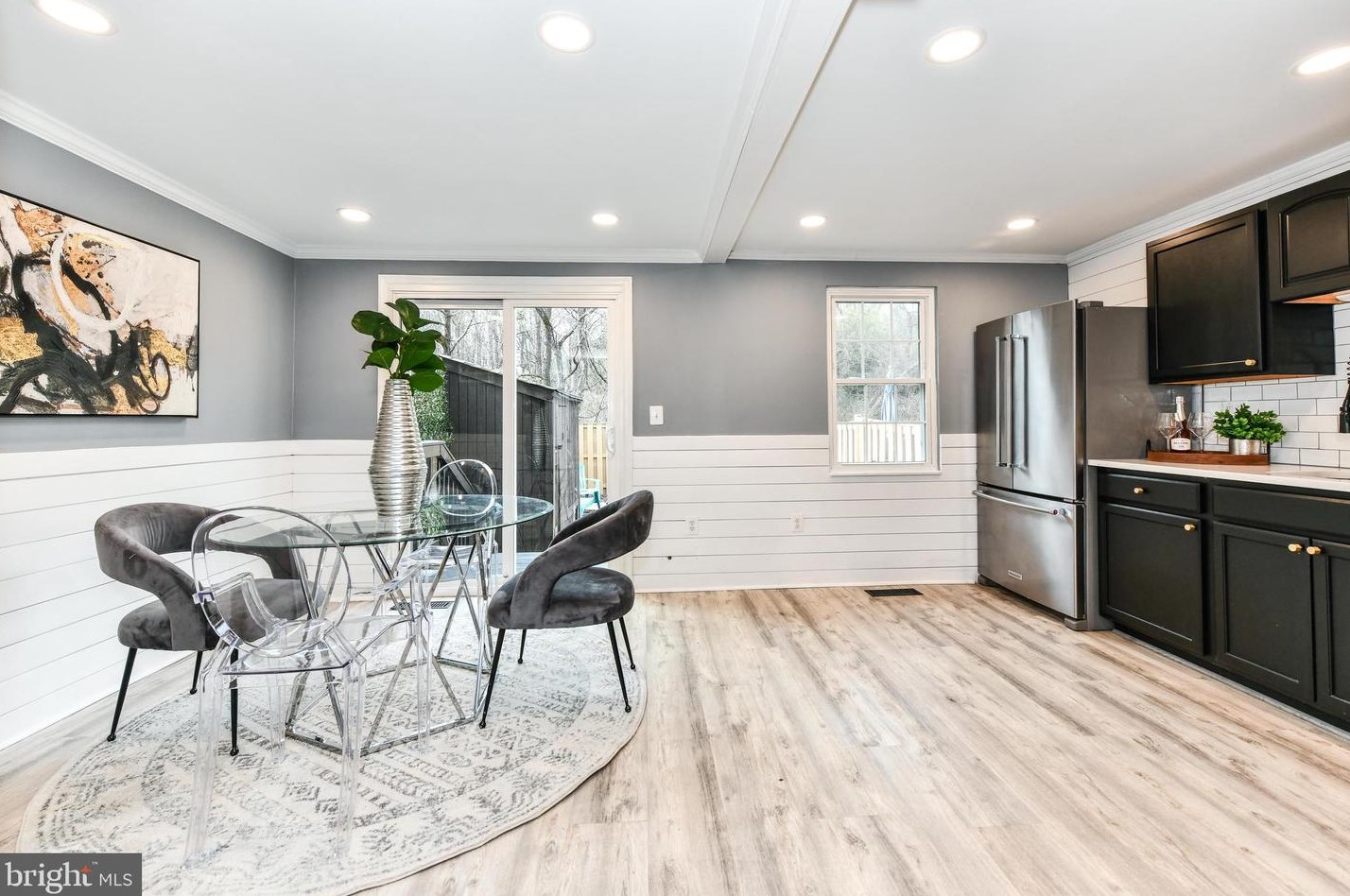 43 Bickel Ct, Sterling VA  20165-5727 exterior