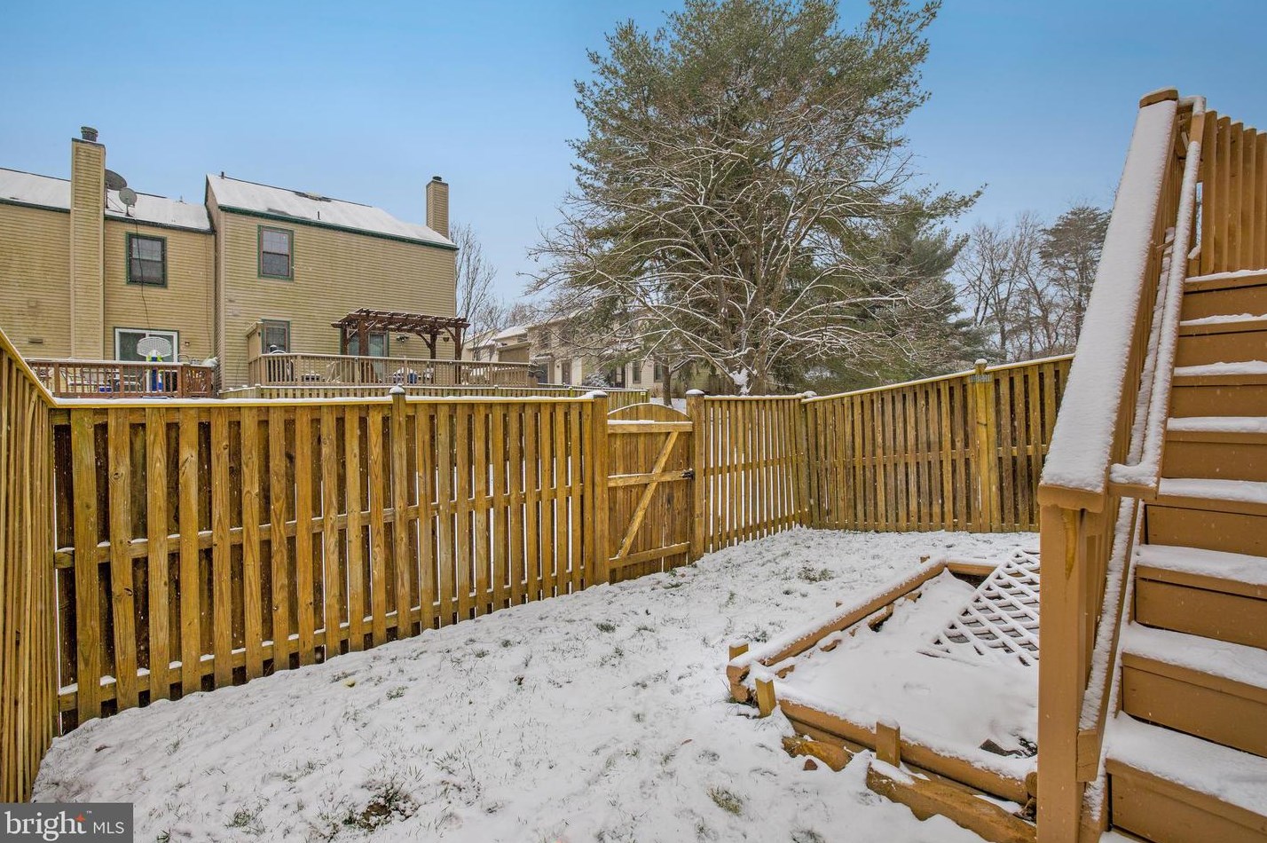 11 Haxall Ct, Dulles VA  20165-5751 exterior