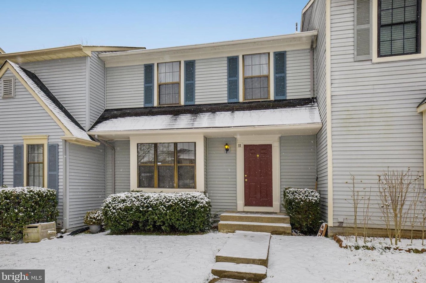 11 Haxall Ct, Dulles, VA 20165