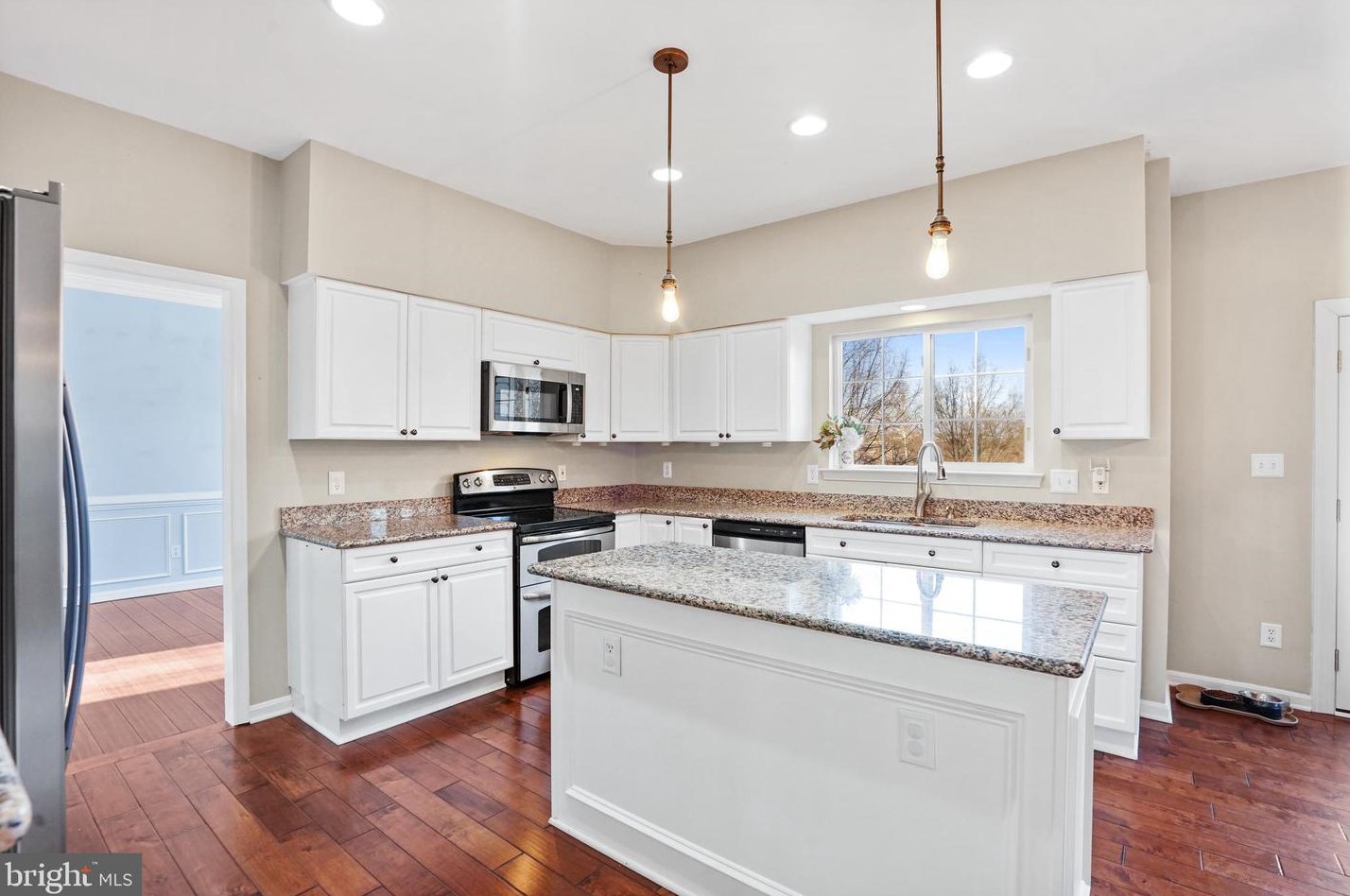 608 Patrice Dr Se, Leesburg, VA 20175