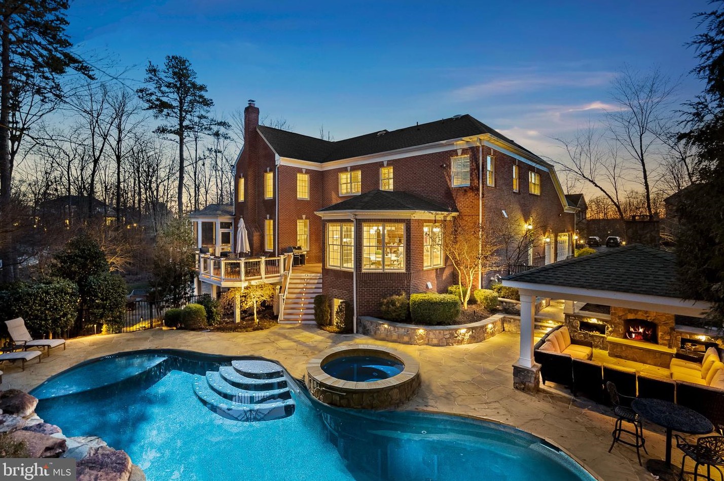 20160 Black Diamond Pl, Ashburn, VA 20147-4180
