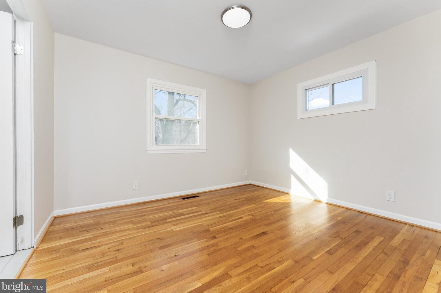403 Poplar Rd, Dulles VA  20164-3309 exterior