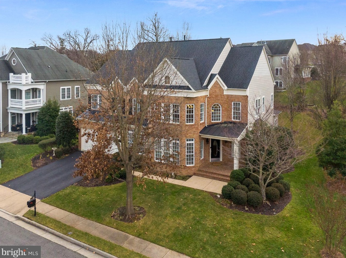 42821 Heritage Oak Ct, Ashburn, VA 20148