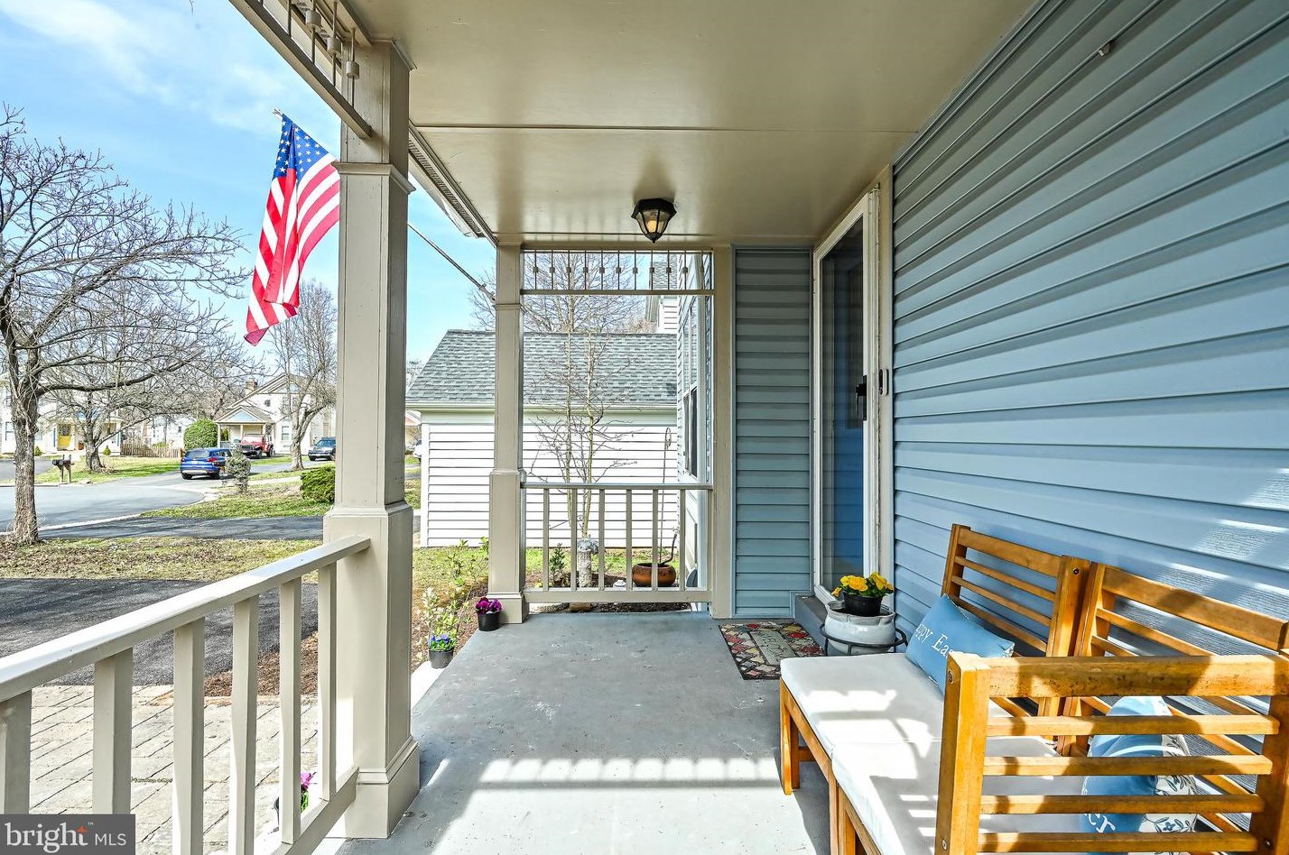 18 Oakdale Ct, Dulles, VA 20165