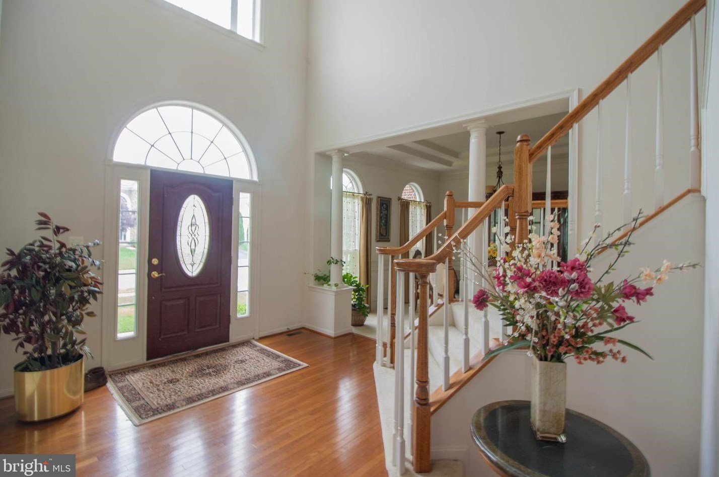 44331 Apache Cir, Ashburn VA  20147-5044 exterior