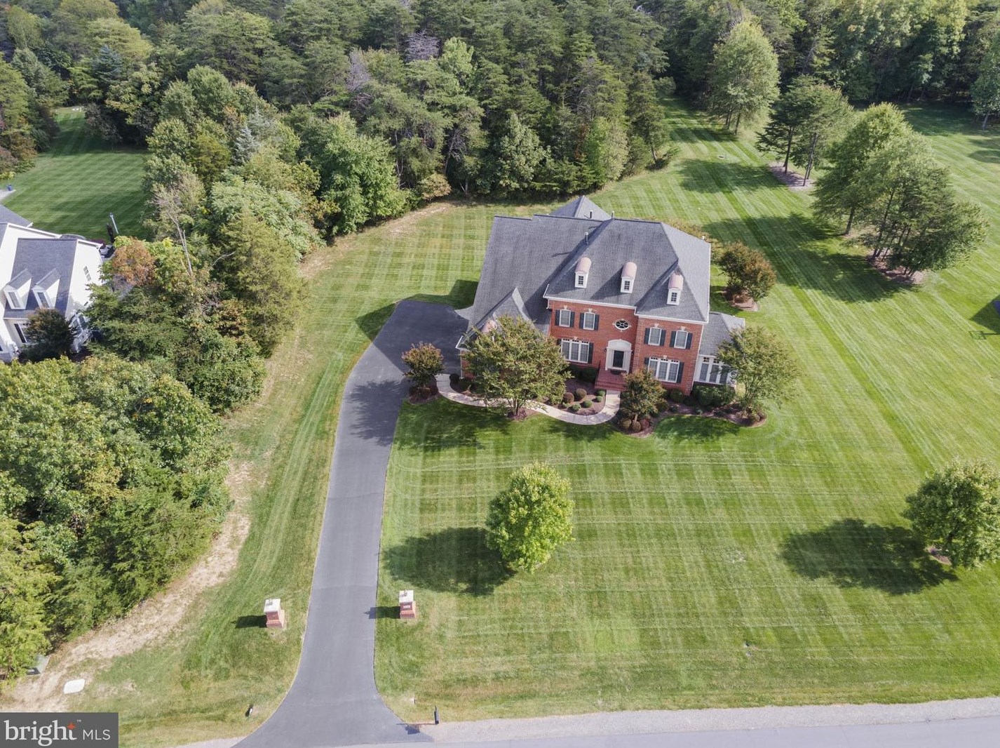 27556 Paddock Trail Pl, Fairfax, VA 20152