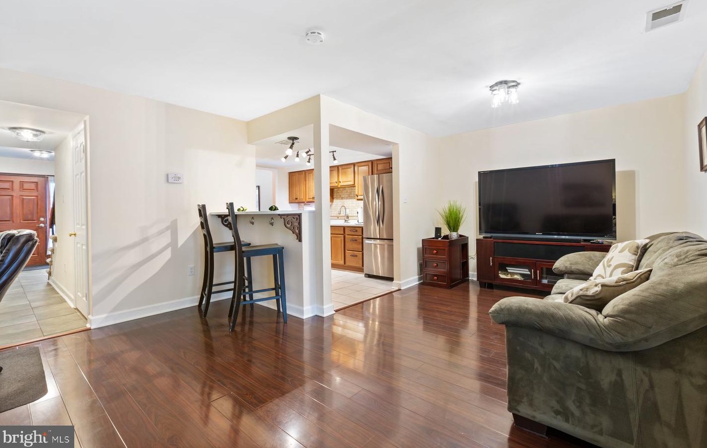 107 Hayloft Ct, Dulles VA  20164-1603 exterior