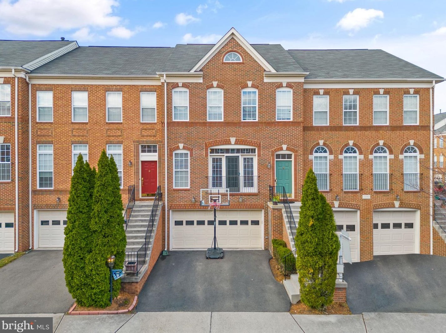 22055 Avonworth Square, Ashburn, VA 20148