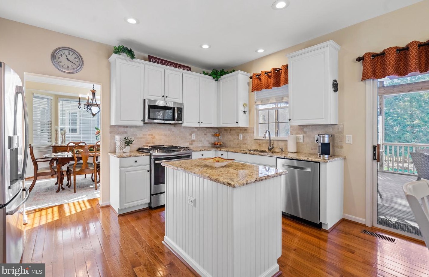 43239 Chase St, Fairfax, VA 20152-4429