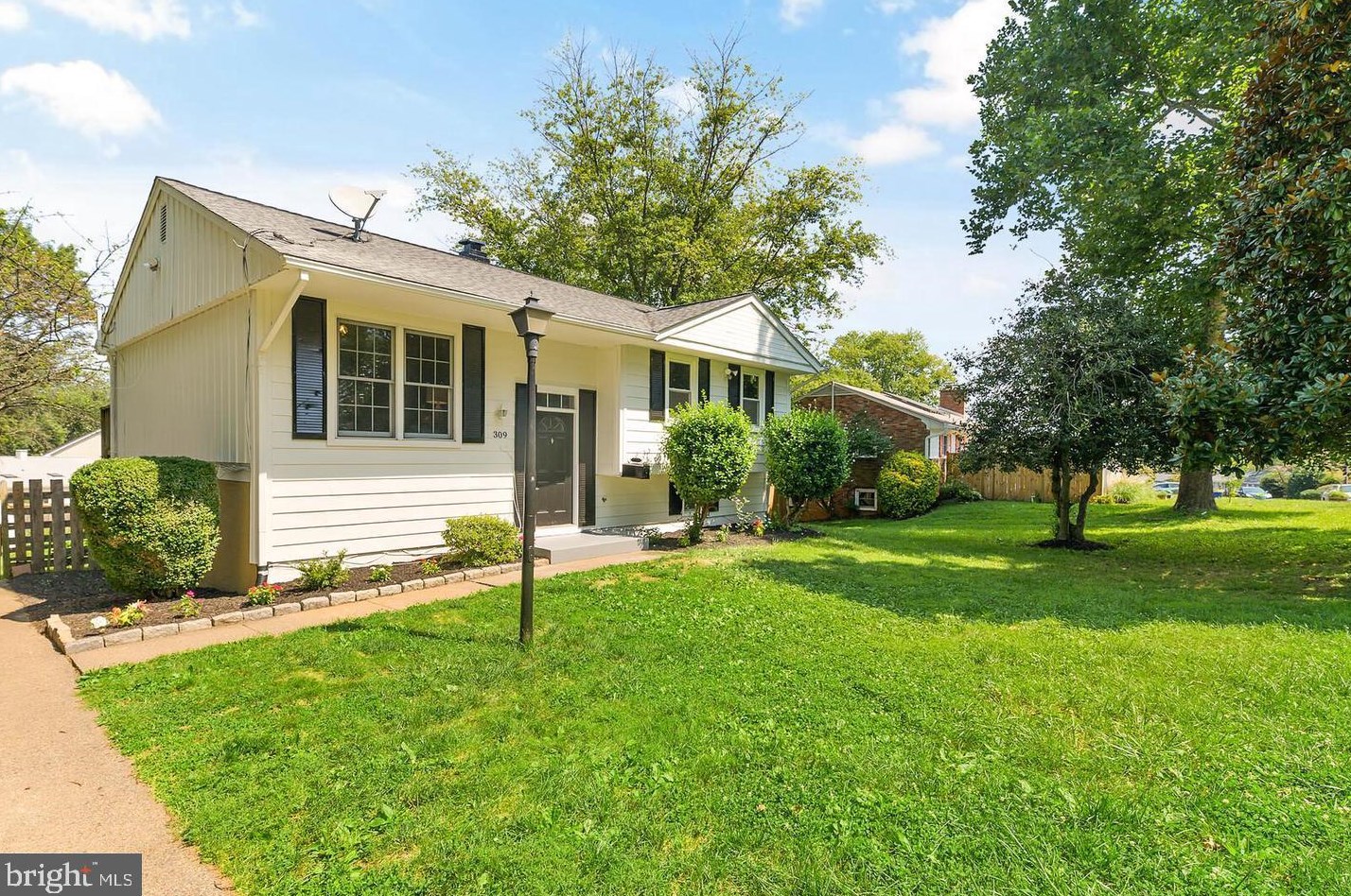 309 Prospect Dr Sw, Leesburg, VA 20175