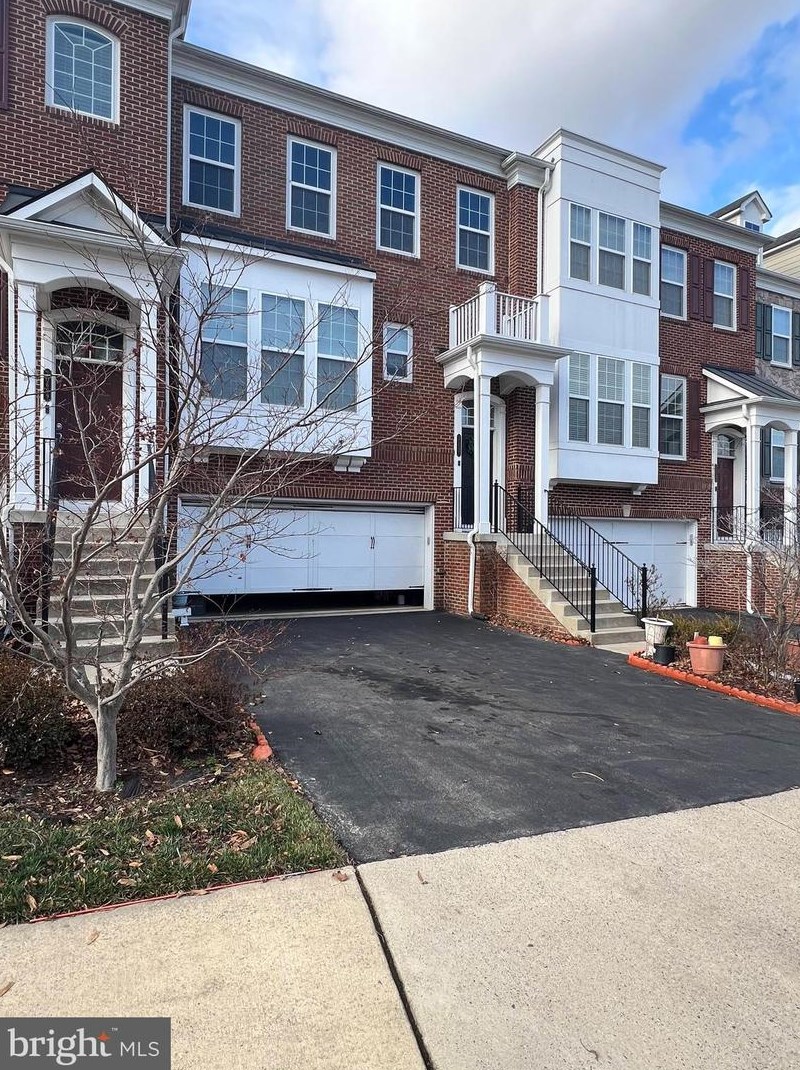 20697 Erskine Terrace, Ashburn, VA 20147