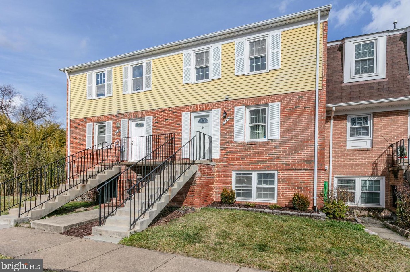 1038 Brixton Ct, Dulles, VA 20164